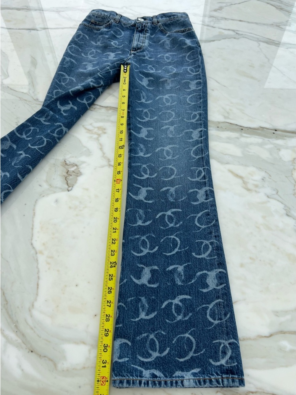 CHANEL 23N CC DARK BLUE SILVER SEQUINS BOOT CUT JEANS SIZE FR 36 / US 4 NWTS! - Picture 13 of 16